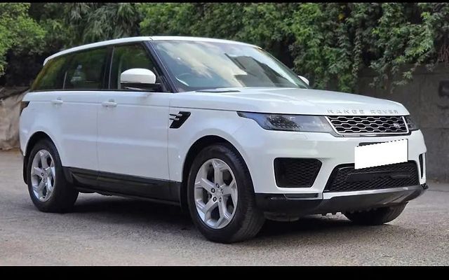 Second-hand 2022 Land Rover Range Rover Sport 2.0 Petrol HSE for sale in New Delhi