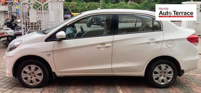 Honda Amaze S Petrol Second-hand 2015 Honda Amaze S Petrol for sale in Mangalore-2