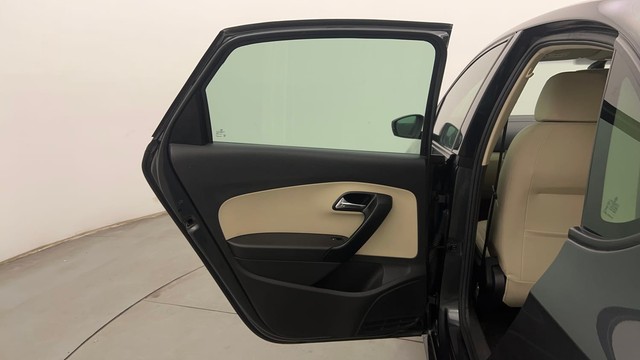 Second-hand 2021 Ford Fiesta Petrol Style for sale in Chandigarh-37