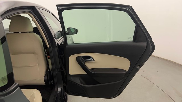 Second-hand 2021 Ford Fiesta Petrol Style for sale in Chandigarh-36