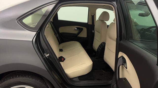 Second-hand 2021 Ford Fiesta Petrol Style for sale in Chandigarh-30