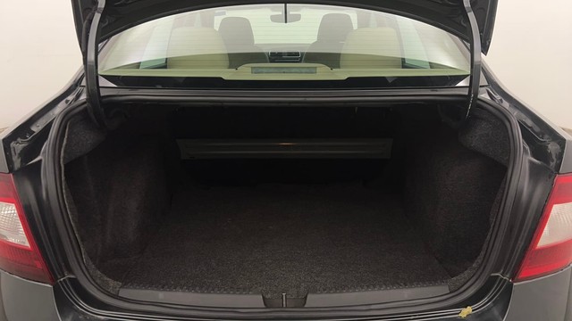 Second-hand 2021 Ford Fiesta Petrol Style for sale in Chandigarh-9