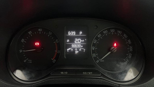 Second-hand 2021 Ford Fiesta Petrol Style for sale in Chandigarh-13