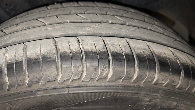 Second-hand 2021 Ford Fiesta Petrol Style for sale in Chandigarh-31