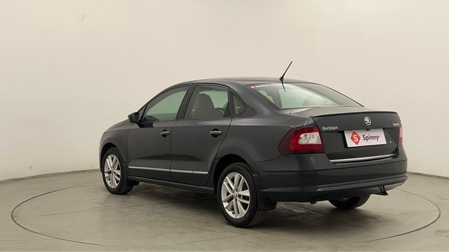 Second-hand 2021 Ford Fiesta Petrol Style for sale in Chandigarh-5