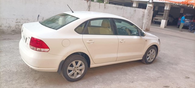 Second-hand 2014 Volkswagen Vento 1.5 TDI Comfortline AT for sale in Hyderabad-5