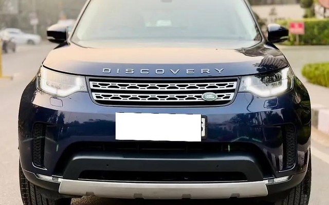 Second-hand 2018 Land Rover Discovery HSE 3.0 Si6 for sale in New Delhi-2