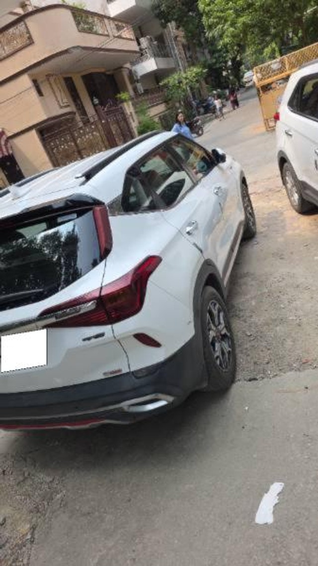 Second-hand 2019 Kia Seltos GTX Plus DCT for sale in Noida-8