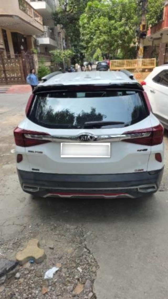 Second-hand 2019 Kia Seltos GTX Plus DCT for sale in Noida-6