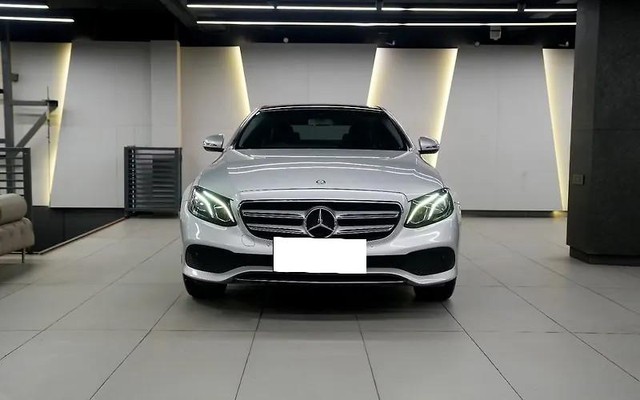 Second-hand 2017 Mercedes-Benz E-Class E 200 CGI for sale in New Delhi-1