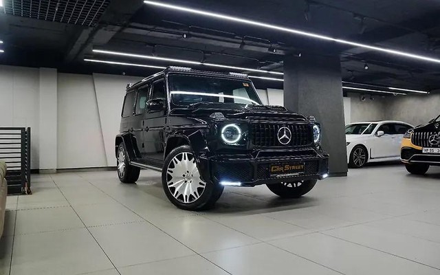 Second-hand 2021 Mercedes-Benz G-Class G 350d for sale in New Delhi-3