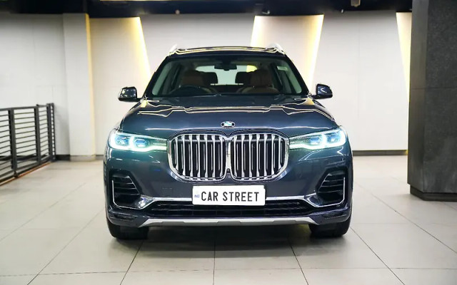 Second-hand 2019 BMW X7 xDrive30d DPE Signature for sale in New Delhi-8