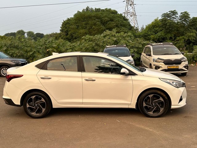Second-hand 2022 Hyundai Verna SX Diesel for sale in Zirakpur-1