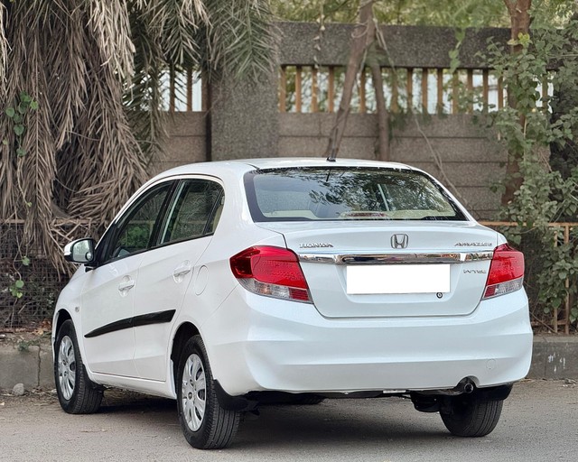 Second-hand 2015 Honda Amaze S i-Vtech for sale in Surat-8