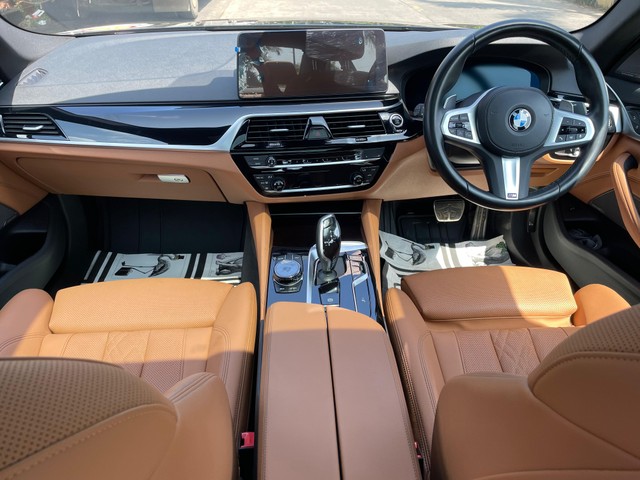 Second-hand 2022 BMW 5 Series 530i M Sport BSVI for sale in Mumbai-9