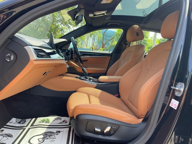 Second-hand 2022 BMW 5 Series 530i M Sport BSVI for sale in Mumbai-5