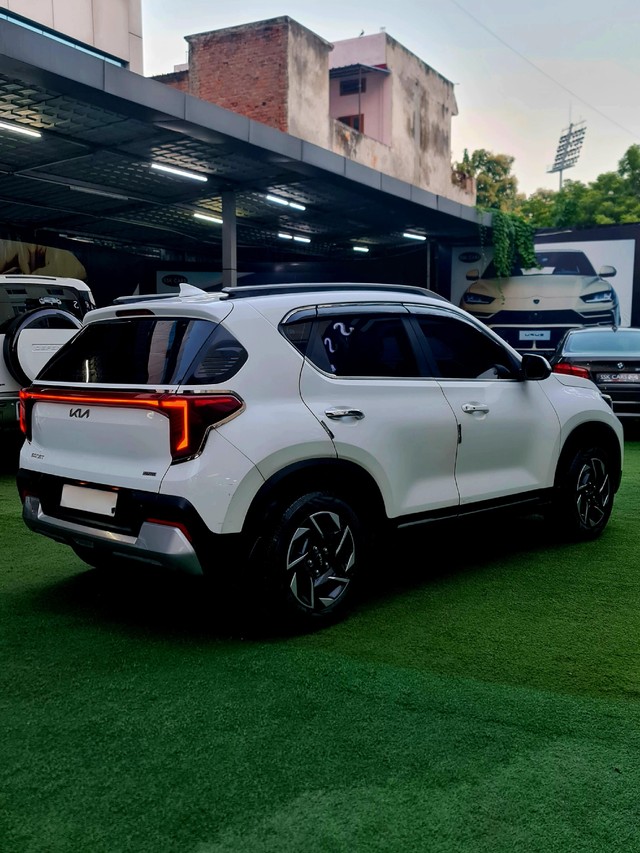 Second-hand 2024 Kia Sonet HTX Diesel for sale in Lucknow