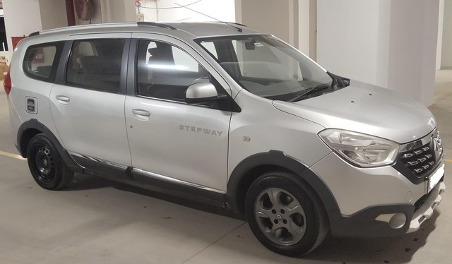 Second-hand 2015 Renault Lodgy 110PS RxZ 8 Seater for sale in Mangalore-4