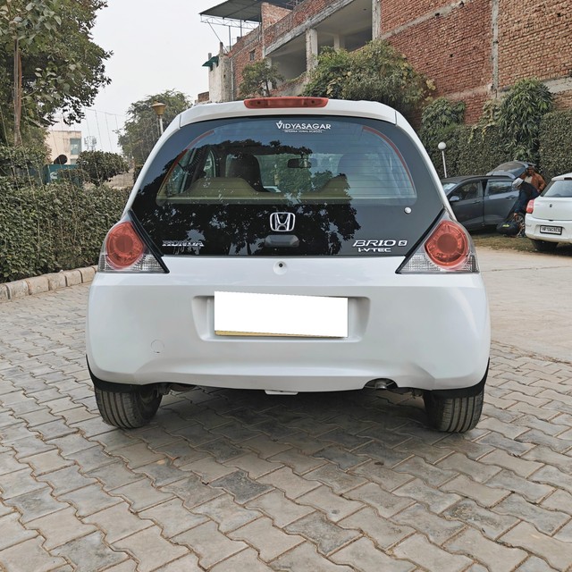 Second-hand 2016 Honda Brio 1.2 S MT for sale in Gurgaon-2