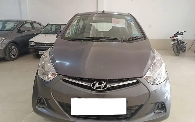 Second-hand 2018 Hyundai EON Sportz for sale in Kheri