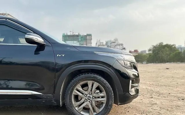 Second-hand 2023 Kia Seltos HTX IVT for sale in New Delhi-6