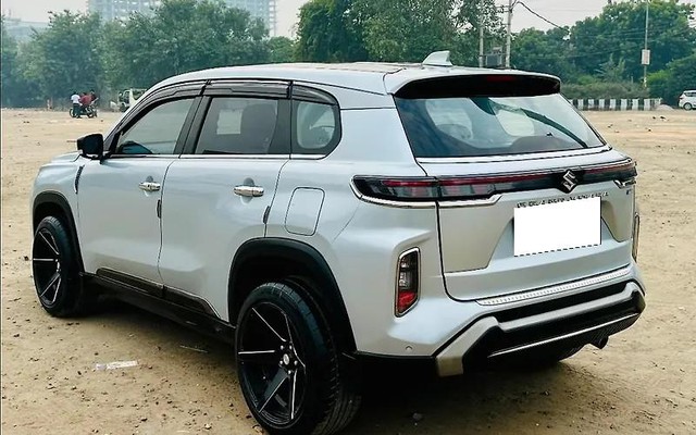 Second-hand 2023 Maruti Grand Vitara Sigma for sale in New Delhi-1