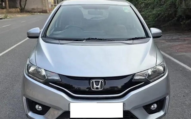 Second-hand 2017 Honda Jazz 1.2 V i VTEC for sale in New Delhi-0