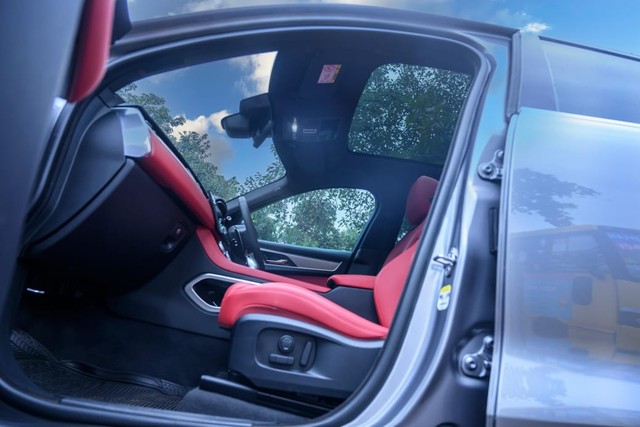 Second-hand 2024 Jaguar F-Pace 2.0 R-Dynamic S for sale in Mumbai-20