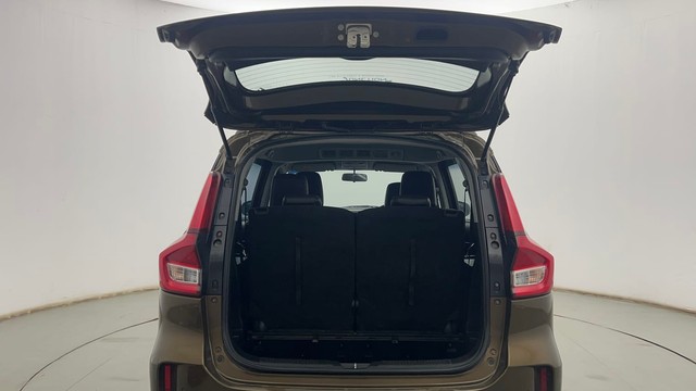 Second-hand 2021 Maruti XL6 Alpha for sale in Kolkata-9