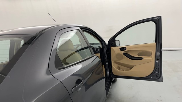 Second-hand 2016 Ford Aspire 1.5 TDCi Titanium for sale in Lucknow-16