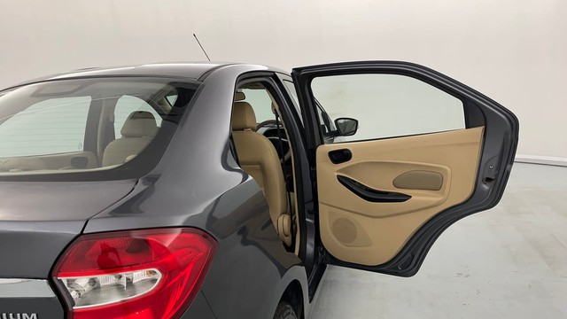 Second-hand 2016 Ford Aspire 1.5 TDCi Titanium for sale in Lucknow-34