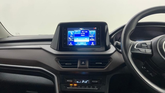 Second-hand 2023 Maruti Brezza Zxi DT BSVI for sale in Pune-39