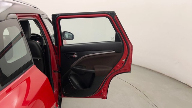 Second-hand 2023 Maruti Brezza Zxi DT BSVI for sale in Pune-24