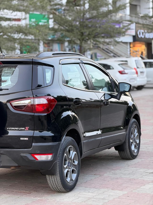 Second-hand 2020 Ford Ecosport Sports Diesel for sale in Rajkot-2