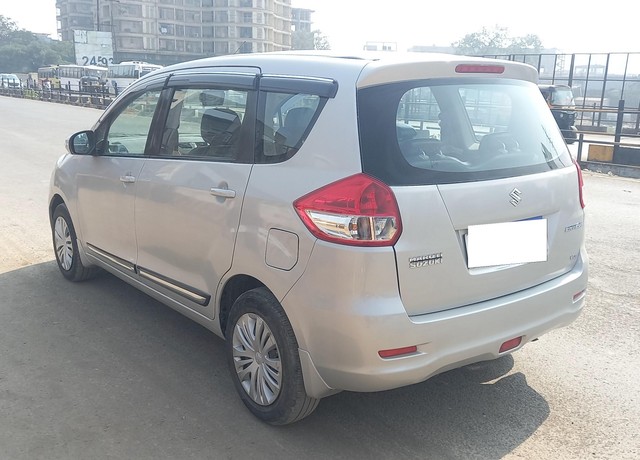 Second-hand 2015 Maruti Ertiga VDI for sale in Thane-14