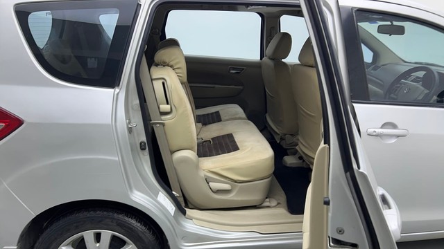 Second-hand 2016 Maruti Suzuki Ertiga ZXI for sale in Lucknow-23