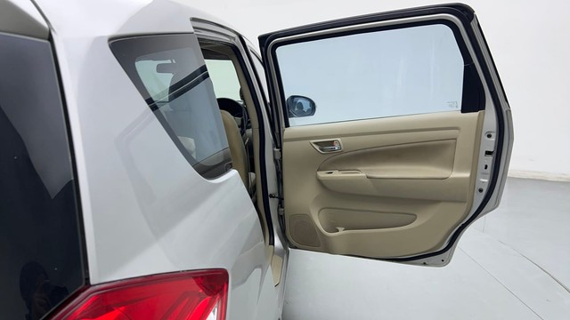 Second-hand 2016 Maruti Suzuki Ertiga ZXI for sale in Lucknow-30