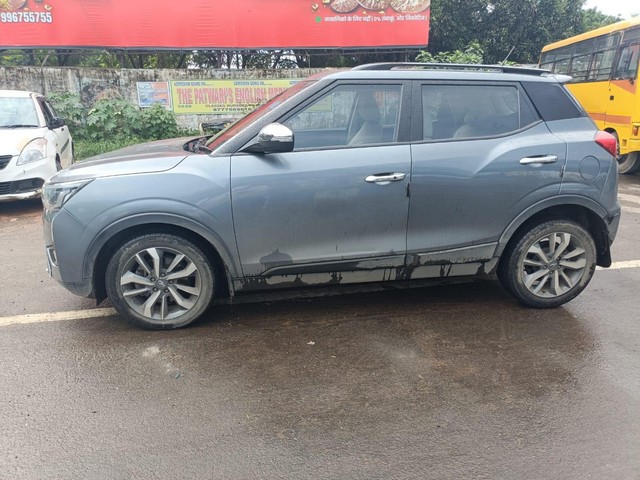 Second-hand 2021 Mahindra XUV300 W8 BSVI for sale in Kolkata-4