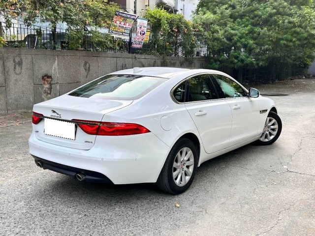 Second-hand 2021 Jaguar XF 2.0 Petrol Prestige for sale in New Delhi-8
