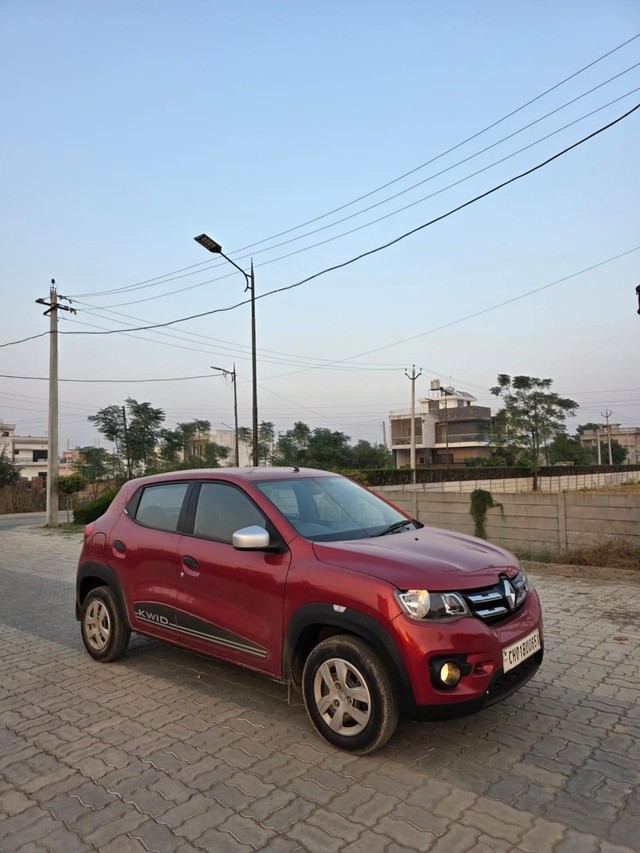 Second-hand 2018 Renault KWID 1.0 RXT Optional for sale in Zirakpur-3
