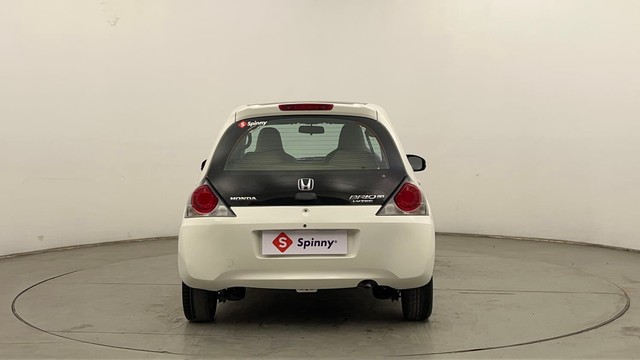 Second-hand 2015 Honda Brio VX for sale in Chandigarh-4
