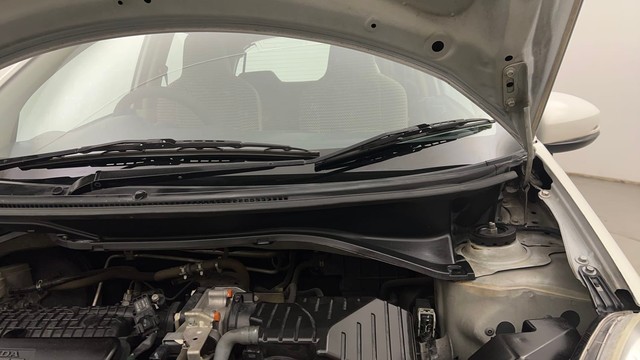 Second-hand 2015 Honda Brio VX for sale in Chandigarh-33