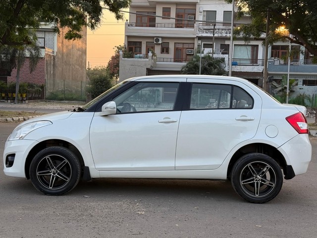 Second-hand 2014 Maruti Suzuki Swift Dzire VDI for sale in Zirakpur-2