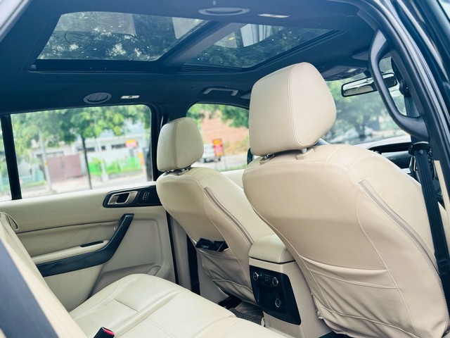 Second-hand 2017 Ford Endeavour 2.2 Trend MT 4X2 for sale in Zirakpur-5