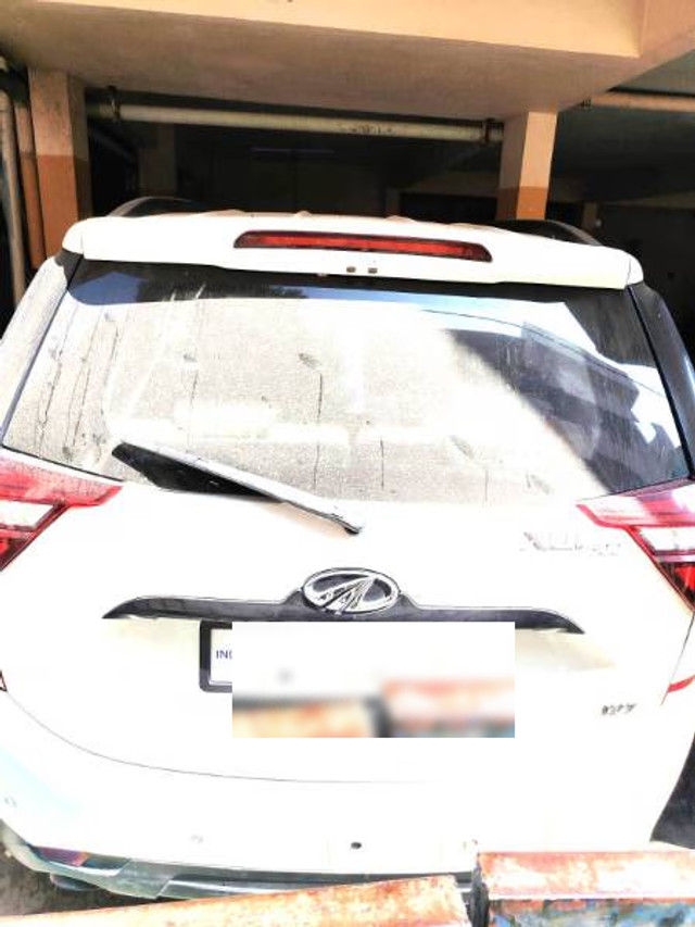 Second-hand 2019 Mahindra XUV500 W7 BSIV for sale in Bangalore-6