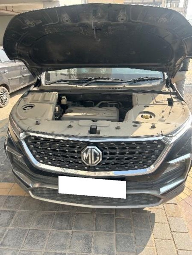 Second-hand 2021 MG Hector Sharp AT BSIV for sale in Greater Noida-3