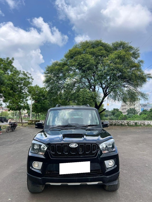 Second-hand 2019 Mahindra Scorpio S9 BSIV for sale in Zirakpur-3