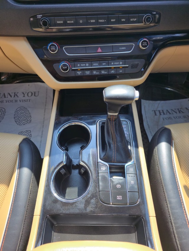 Second-hand 2020 Kia Carnival Limousine for sale in Mumbai-8