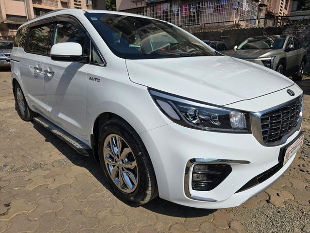 Second-hand 2020 Kia Carnival Limousine for sale in Mumbai-31