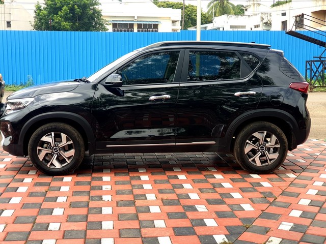 Second-hand 2023 Kia Sonet HTX Diesel AT for sale in Sangli